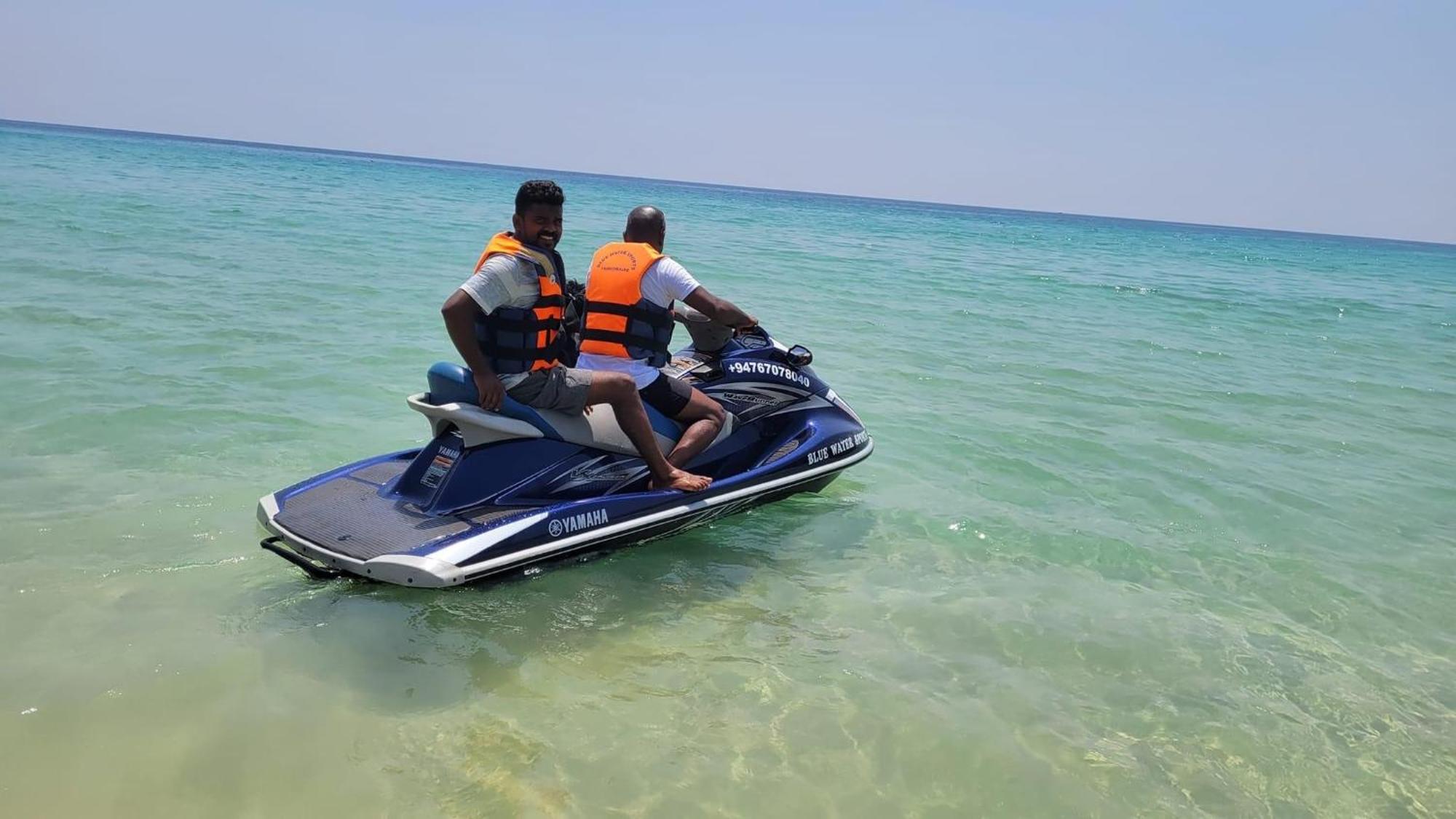 Holiday Villa ตรินโคมาลี ภายนอก รูปภาพ